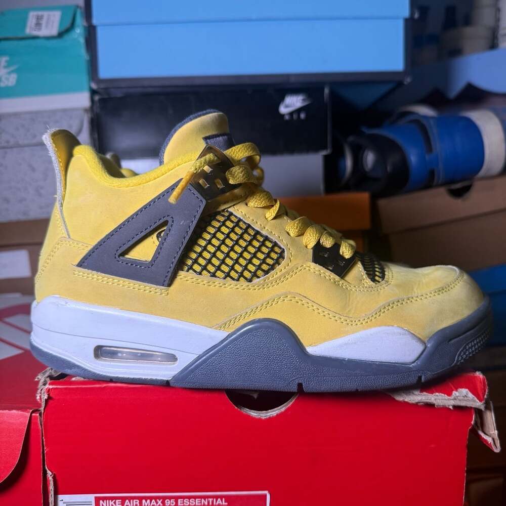 Nike Air Jordan 4 Retro Lightning Tour Yellow